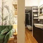 Easyhomes - Vincenzo Monti Διαμέρισμα *