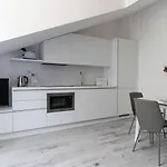 Italianway Easy - Commenda 35 Milan