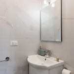 Habesha Flats - A Quiet Retreat Just Steps From The Metro M1 شقة