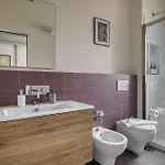 Daire Large Milan's Navigli - 5 Gu...