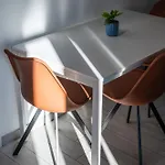 Habesha Flats - A Quiet Retreat Just Steps From The Metro M1 شقة