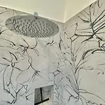 Apartamento Albani Life, Stile & Comfort In Soluzione Silenziosa E Indipendente, Comoda Per Stadio San Siro, Rho Fiera E Life *
