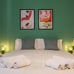 Habesha Flats - A Quiet Retreat Just Steps From The Metro M1 * ميلان