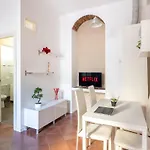 Appartement Duomo-navigli - With Wi-fi, Netflix, A-c