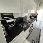 アパート La Casa Di Joy ミラノ
