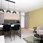 Boutique - Luxury & Wellness * Mediolan