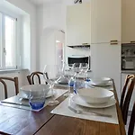Apartment Italianway Easy - Garibaldi 40 *