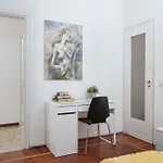 아파트 Artstay - Exclusive In Porta Romana, Free Parking