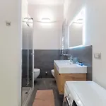 Moda Porta Romana M3 Lodi Tibb Self-check-in شقة *