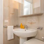 아파트 Artstay - Exclusive In Porta Romana, Free Parking