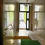 아파트 Artstay - Exclusive In Porta Romana, Free Parking