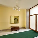 아파트 Artstay - Exclusive In Porta Romana, Free Parking *