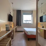 Hotiday Navigli Hotel
