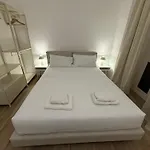 Σπίτι διακοπών Newly Renovated 2br Near Bocconi & Metro *