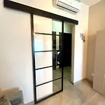Guesthost - Balcony Flat X3 Linate Airport Mm4
