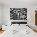 Appartamento Fara - Centro - 8 Posti - Wifi *