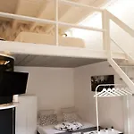 Isola Loft 5 Minutes Walk From Garibaldi Station شقة ميلان