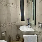 New One-bedroom With Terrace In The Nolo Area, Metro 1 Rovereto Stop דירה *