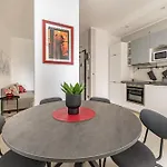 Solari Boutique * ميلان