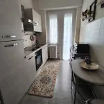 Guesthost - Balcony Flat X3 Linate Airport Mm4 *