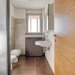 Giaxtower Palestra & Piscina Pure Living 5' Piano 米兰