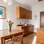 Italianway Easy - Strambio 8 Apartment