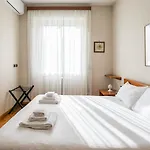 Italianway Easy - Strambio 8 Apartment
