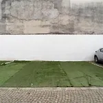 Spacious With Wifi And Ac & Parking