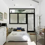 5 Min Walk To M1 Metro - Private - Citylife 밀라노