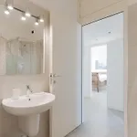 Guesthost - Modern Pirelli Apartament