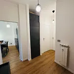 Appartement Cassala 45 - Di Design Ristrutturato, 2 Camere, Navigli Milaan