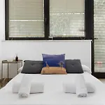 5 Min Walk To M1 Metro - Private - Citylife 밀라노