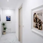 Bed & Garage In דירה מילאנו