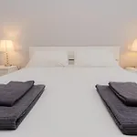Repubblica Flat Apartman *