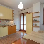Metro 4 Spacious And Bright Three-room ميلان