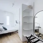 Casa Enea Luxury House - Bocconi Navigli - Private Parking شقة *