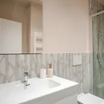 Modern Gem In Daire *