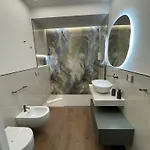 Luxury - Metropolitana M4- San Babila -stadio San Siro - Duomo - Aeroporto Linate - Castello Sforzesco 米兰