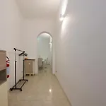 I-host - Cozy 1br In Porta Romana アパート ミラノ