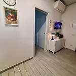 Habesha Flats - A Quiet Retreat Just Steps From The Metro M1 شقة *