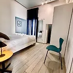 Habesha Flats - A Quiet Retreat Just Steps From The Metro M1 ميلان