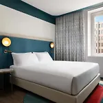 Hotel Puccini Milan, Tapestry Collection By Hilton Milan