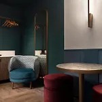 Hotel Puccini Milan, Tapestry Collection By Hilton