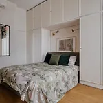 Quiet Terrace Elegante Apartamento Milão