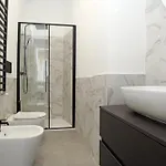 Spacious And Cozy Flat With Two Bthroom Daire Milano