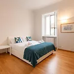 Elegant 3br 15 Min Walk To The Duomo, 2 Min To Sempione 公寓