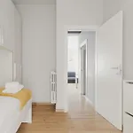 Guesthost - Stylish Forlanini M4 Apartment