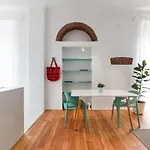 Apartament Nel Cuore Del Quartiere Isola, All'ombra Del Bosco Verticale *