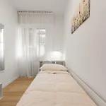 Modern Apt, 25 Min Duomo, Metro 5 Min&wifi * Mailand