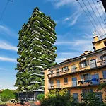Nel Cuore Del Quartiere Isola, All'ombra Del Bosco Verticale Apartament